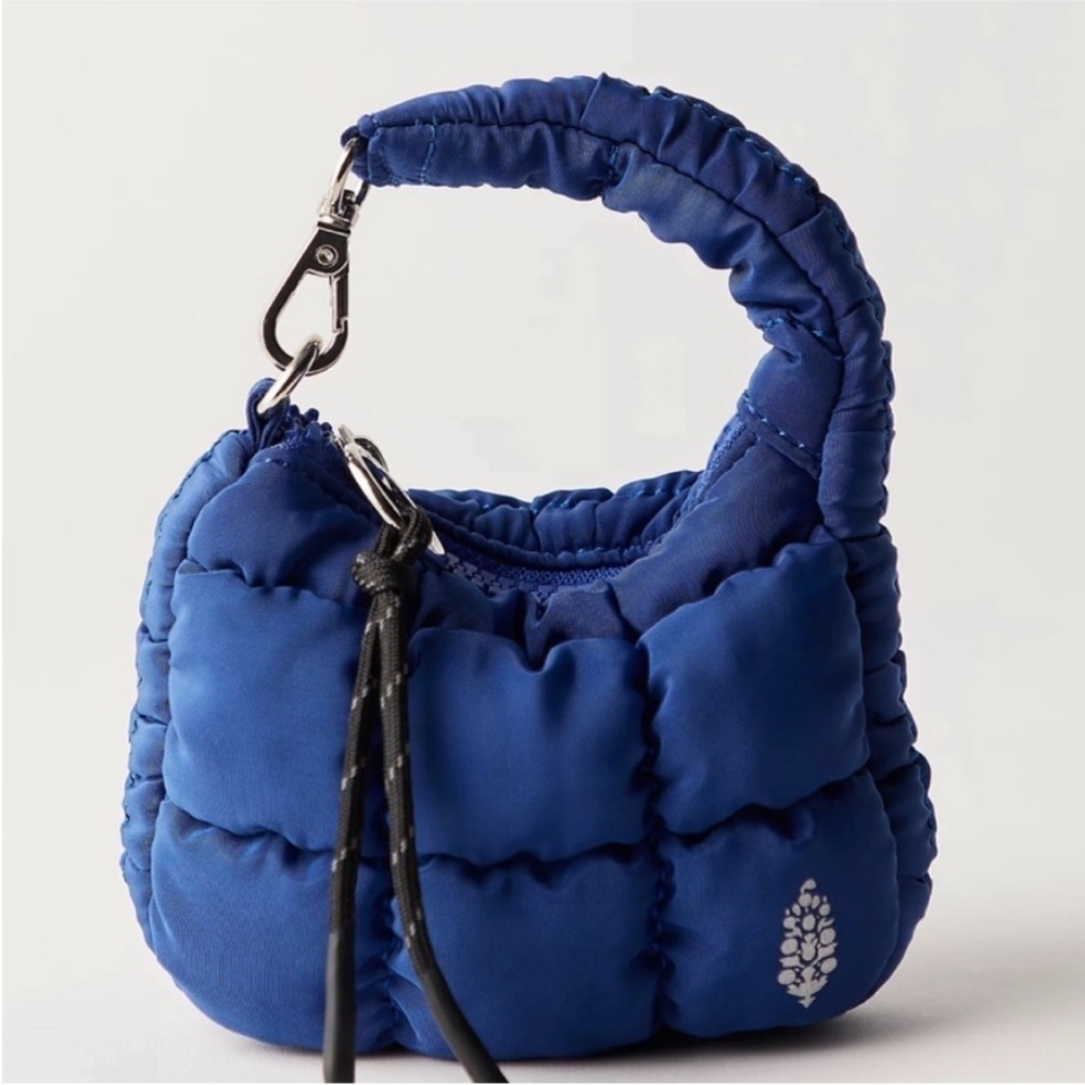 Free People Movement by Free People Blue Quilted Mini Bag. NWOT - Picture 3 of 6